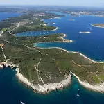 Grgurevic * Póla